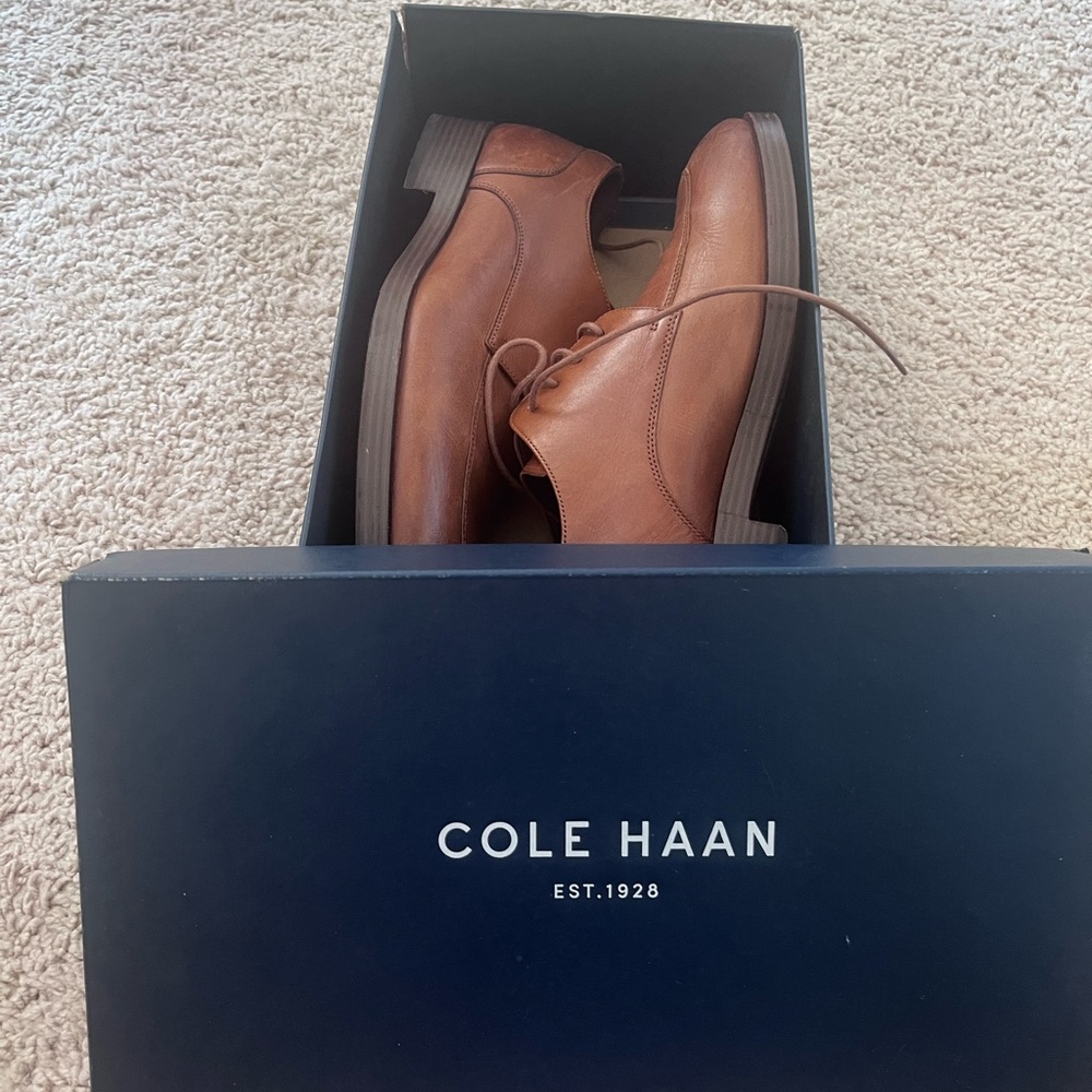 Cole Haan men dress shoes
